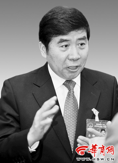西安市:现辖9个区,4个县,总面积10108平方公里,常住人口831万.