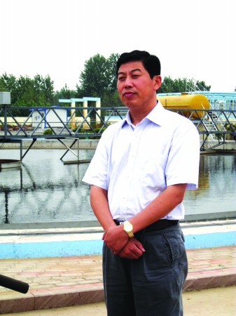 国内新闻 > 正文      出镜人物:莒南县委副书记,县长庄光海   人物