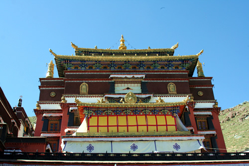 西藏第二大城市日喀则明年将有民用机场图