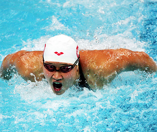 国内新闻 > 正文  汉网消息全运会游泳女子200米蝶泳决赛,奥运会冠军