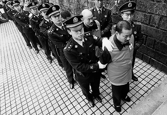 重庆启动第二轮打黑审判