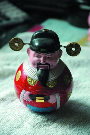 "不倒翁"式打火机