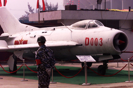 歼-6退出空军编制序列_新闻中心_新浪网
