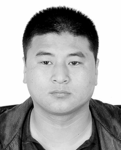 国内新闻 > 正文     嫌疑人贾玉刚   "刚调完计价器,就被人偷走了,还