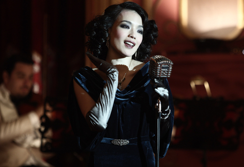 舒淇美艳歌女形象黄渤枪指日本人强大演员阵容是《精武风云61陈真》