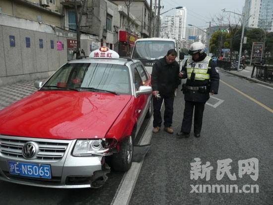 上海法兰红出租车图片