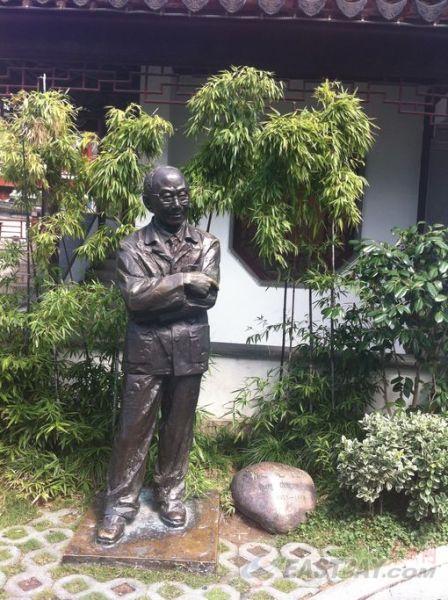 [博物馆里的秘密]张充仁纪念馆：从上海走向西方的“泥塑神手”_新浪新闻