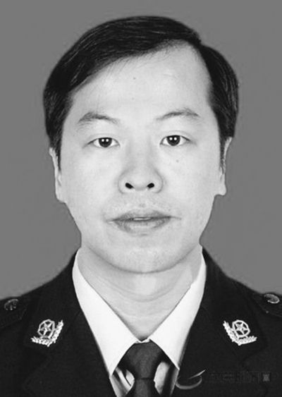 东莞市纪委:南城公安分局局长魏向民,副局长孔逸鸿因涉嫌严重违纪接受