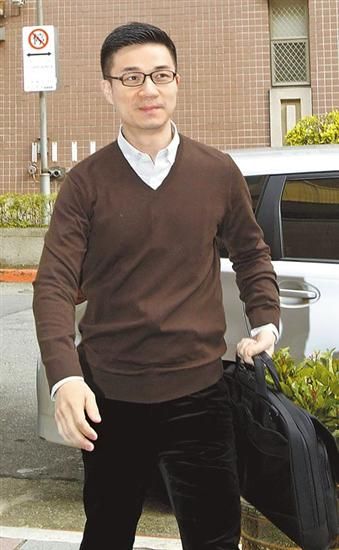 小s老公许雅钧泪洒法庭无效 继续限制出境(图)