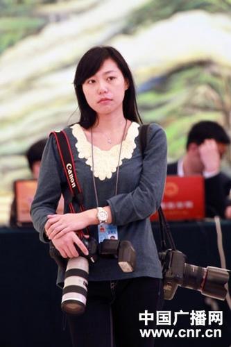 气质美女记者惊艳两会组图