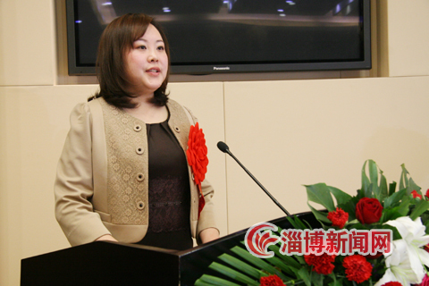 全市纪念"三八"国际妇女节暨表彰大会召开