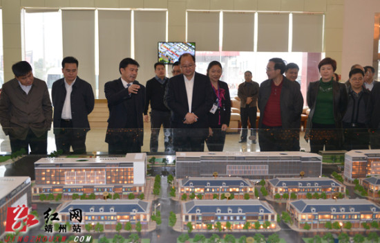 新晃县委书记考察靖州城市建设工作