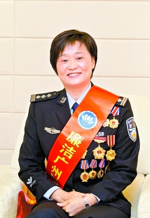 分局便衣大队大队长刘绮玲广州广电运通金融电子 叶子瑜广州市天河区