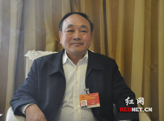 许仲秋代表加快建立解决中小企业融资难问题长效机制