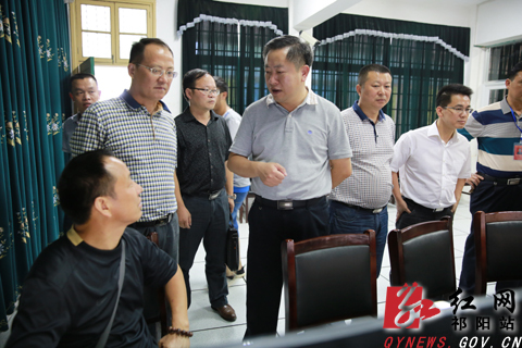 唐志强)6月5日下午,祁阳县委副书记,县长周新辉一行深入到祁阳一中