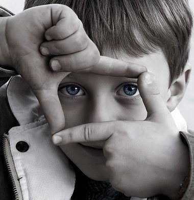 让你震撼的英伦小孩(组图)(2)