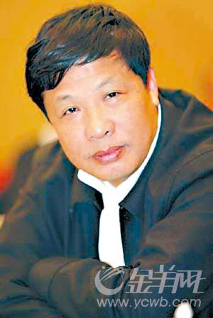 综合 正文   汕尾市委书记戎铁文          报告提出明年要推进区域