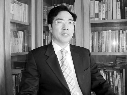 现行人大制度可从三方面改进梁广镇现象的出现,反映出目前人大制度