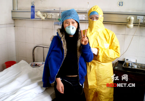 湖南首例成人禽流感患者病愈出院(组图)