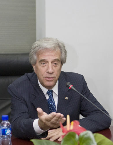 乌拉圭总统巴斯克斯表示将积极参与上海世博(图)