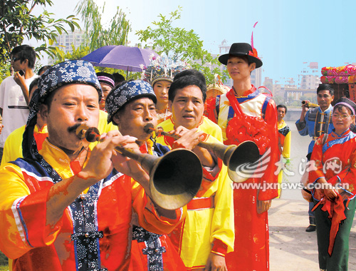 于都河畔"公婆吹(图)