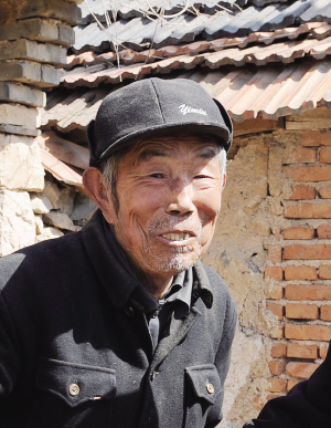 一天时间就摧毁了青岛守敌布设的第一道防线即墨城东20里外,窝洛子村