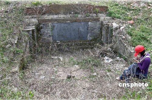 图江西发现大型家族古墓群