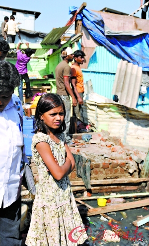 印度贫民窟童星再次痛失家园