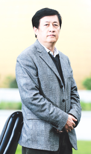 重庆水务集团董事长武秀峰鸡冠石污水处理厂无论建设规模,技术还是