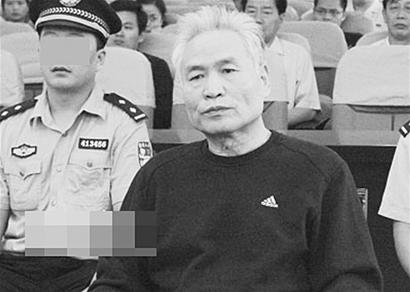 > 正文      曾任河南省商丘地区常务副专员,周口市市长,河南省水利厅