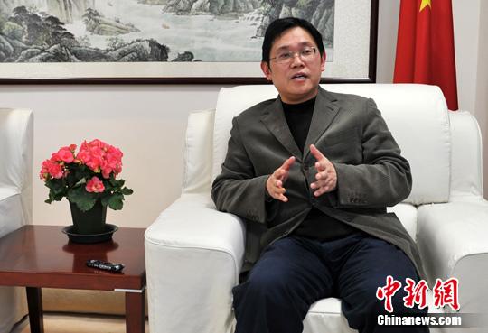 追踪日本地震中的中国人特派记者 唐伟杰 王红纲日本"3·11"大地震