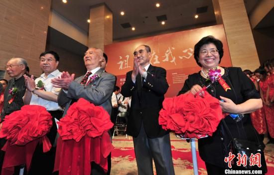 一代乒乓球王庄则栋书法展翰墨寄情