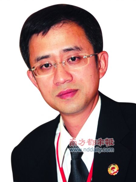 法院院长明日微访谈