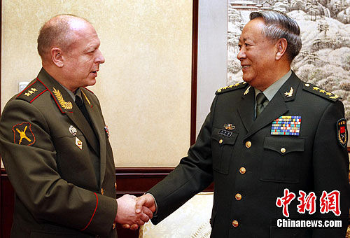 > 正文      解放军副总长马晓天空军上将,北京军区副司令员段端武