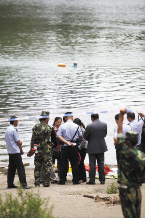 经管学校一学生溺亡昭宗水库 水库无人管理 水库旁的警示牌形同虚设