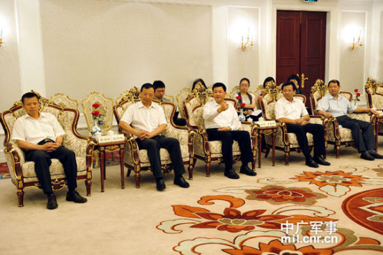 厦门市委书记于伟国会见公安部边防局政委傅宏裕