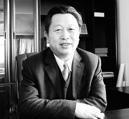 股份有限公司董事长,总经理张跃成蠕墨铸铁作为一种铁碳合金新材料