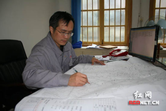 【有色金属行业先进个人】邓卫华:新工艺的践行者