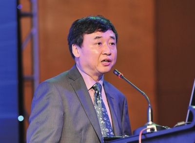 嘉宾共襄盛举   本报讯(记者刘丰刘云鹏林良划文/图实习生叶宇婧)昨日