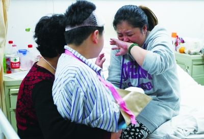 砍女友儿子右手