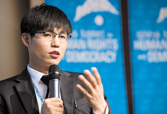 逃亡至韩国的朝鲜人申东赫曾把自己的故事讲述给美国记者布莱恩·哈登