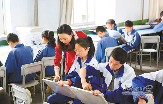 庄浪县水洛中学利用课外时间开展各类兴趣小组活动(图)