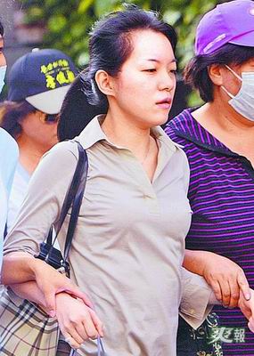 陈幸妤腹凸疑怀第4胎