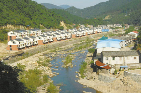 章水镇大皎溪畔联排别墅为谁而建?