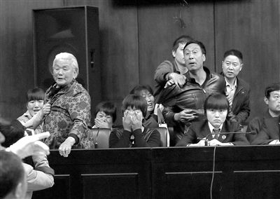 年前琐事,带着三把尖刀,骑摩托车先后到达平谷区南独乐河镇北独乐河村