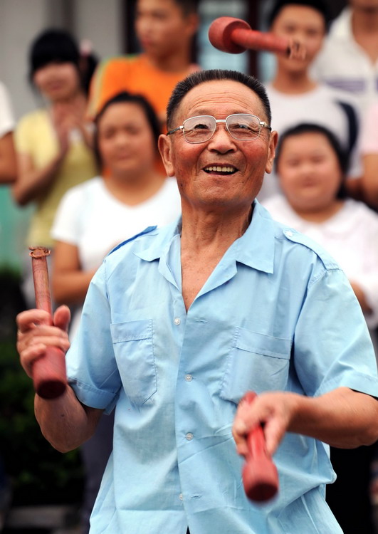 图文:"打连法"让陆金山身手敏捷