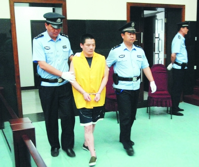 徽剧名角被害案凶手自首立功表现存争议