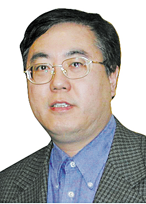 丁刚资深报人soho区的重建正是基于对旧的城市改建思路的怀疑,整个