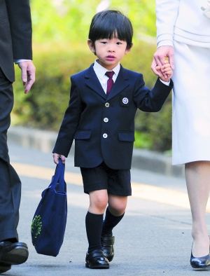 时报综合报道日本皇室唯一的男孙,有可能会是皇位继承人的悠仁小王子