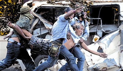 泰国军队武力驱散红衫军